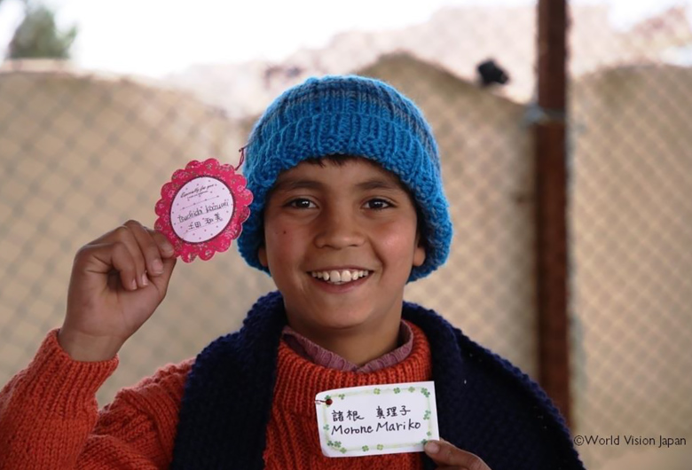 世界の子どもたちへ編み物作品を贈ろうプロジェクト アフガニスタンのストリート・チルドレンの子どもたちへの配布─2018年11月─