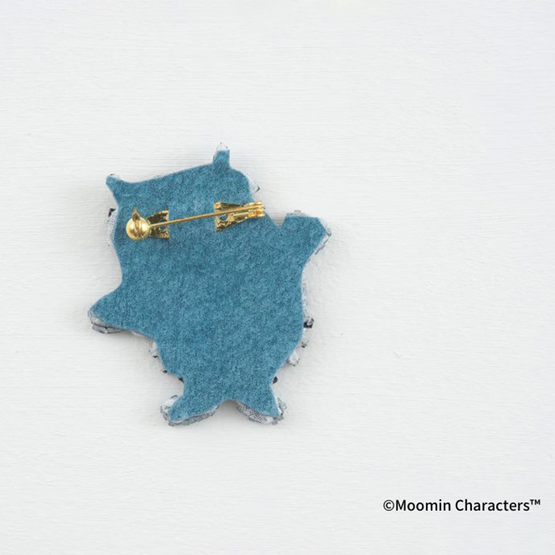 ムーミン ビーズ刺しゅうブローチ〈スティンキー〉