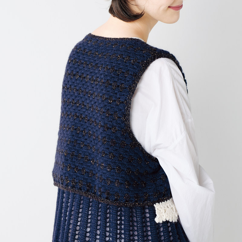 〈レシピ〉紺のベスト&ワンピース