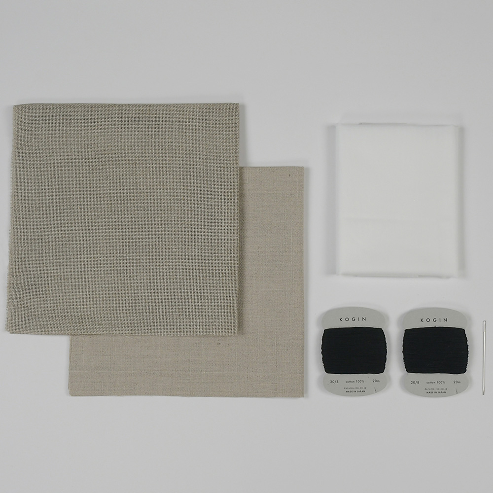 モノトーンのこぎん刺し 〈梅の花つなぎのかごカバー〉