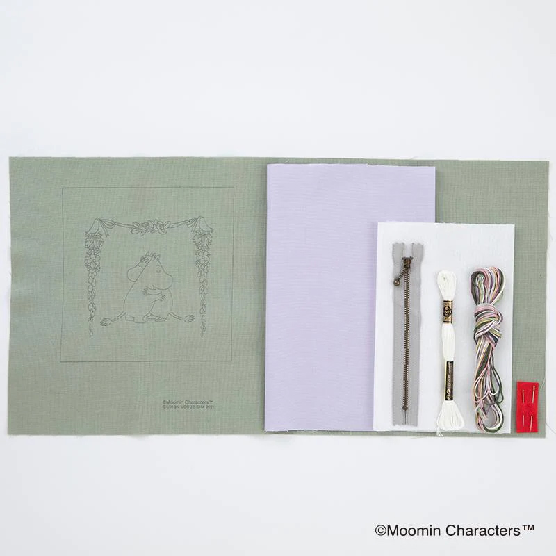 ムーミン 刺して縫って作る ファスナーポーチ〈ムーミントロール&スノークのおじょうさん〉