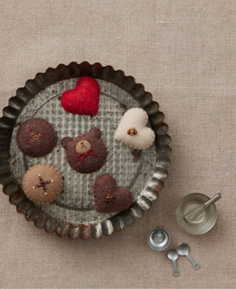 季節を楽しむ かわいいフェルトのマスコット