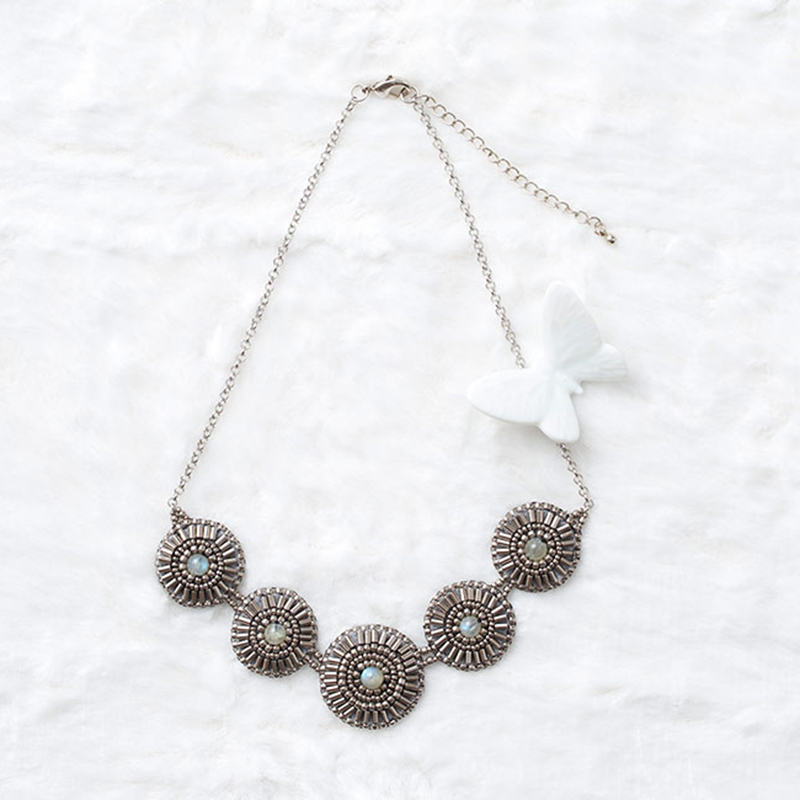 下島優子さんのビーズ刺繍アクセサリーキット