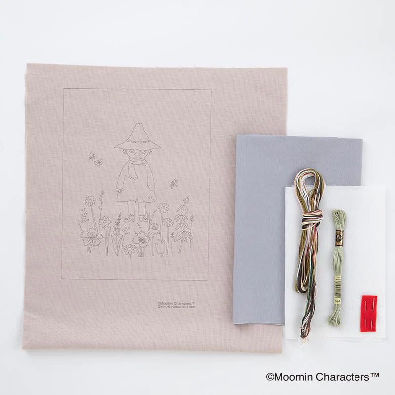 ムーミン 刺して縫って作る トートバッグ〈スナフキン〉
