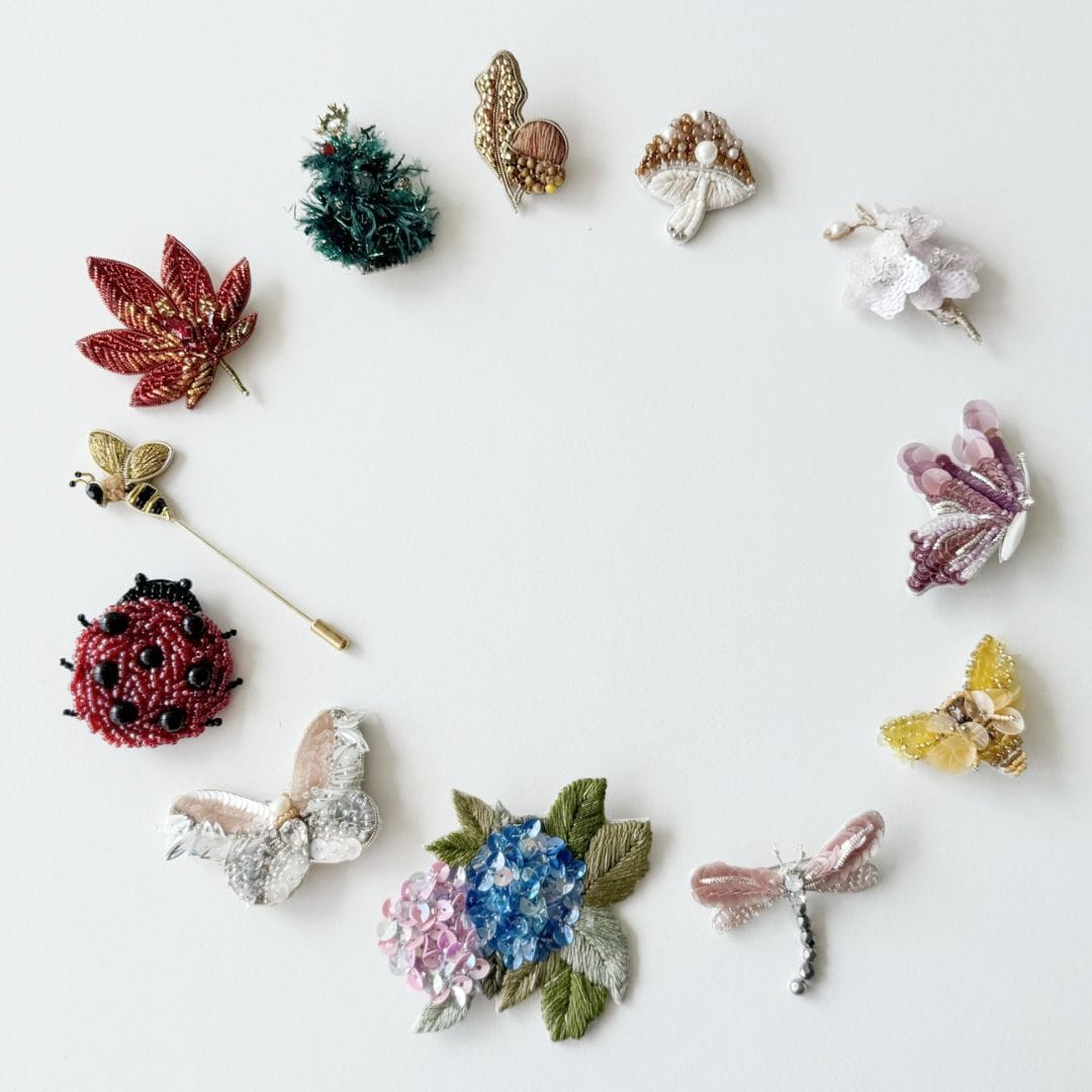 ビーズ刺繍シークレットガーデンもみじ
