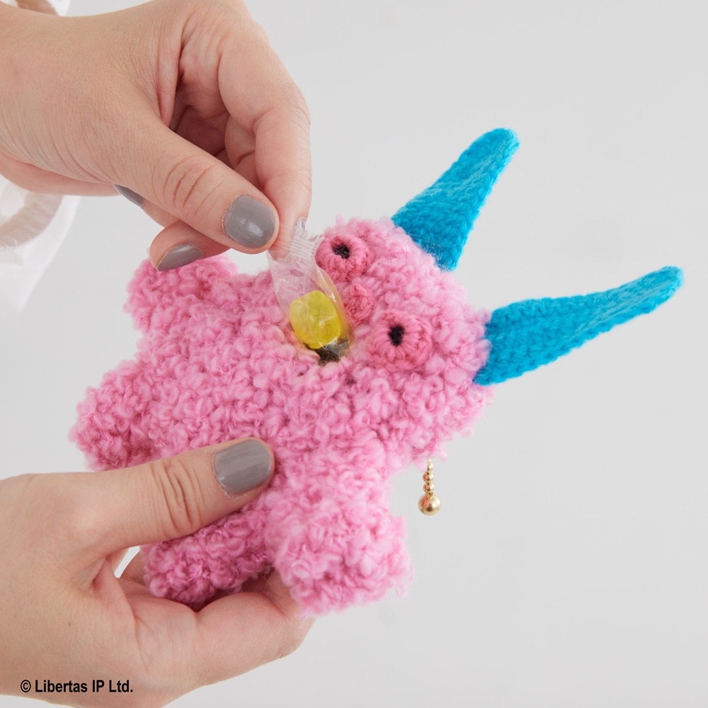 ファグラーかぎ針編みポーチキット ラビッドラビット 使用場面 