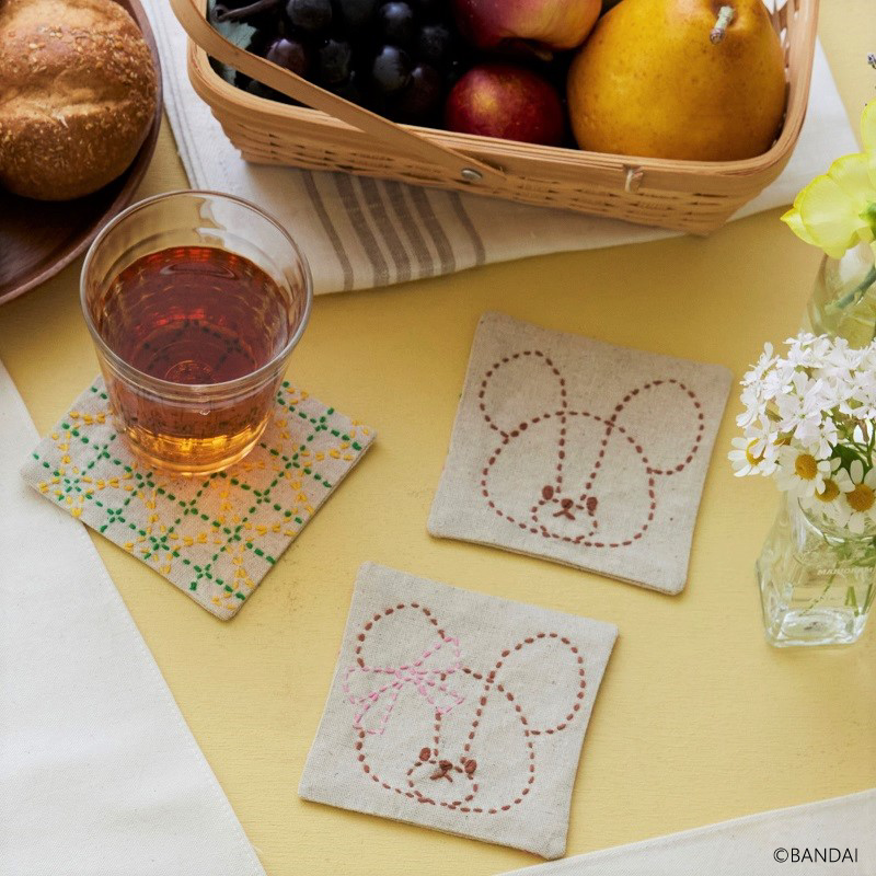 くまのがっこうジャッキーの刺し子こもの 3種のコースター