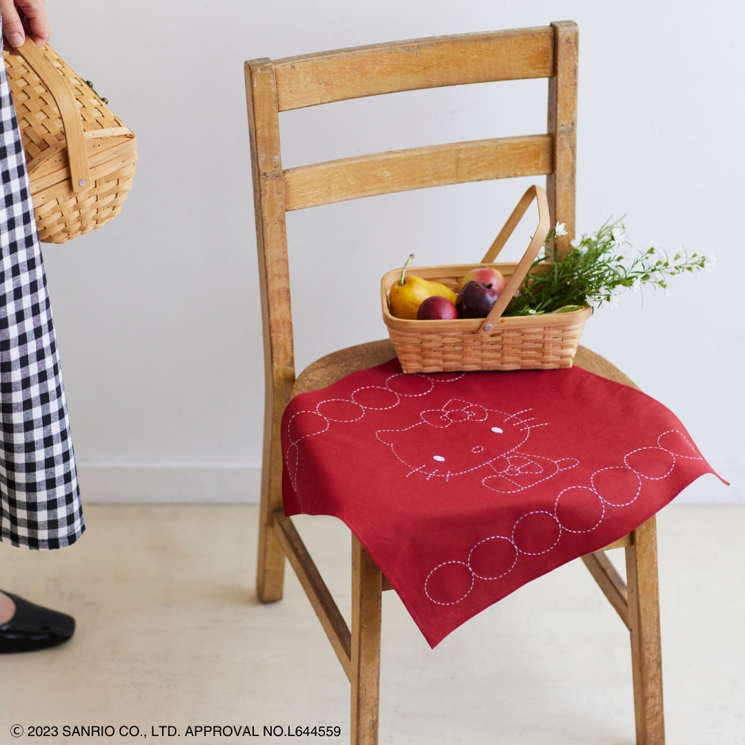 ハローキティ刺し子のフリークロス おすわりキティ