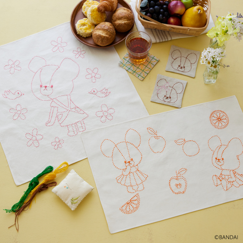 くまのがっこうジャッキーの刺し子こもの 3種のコースター