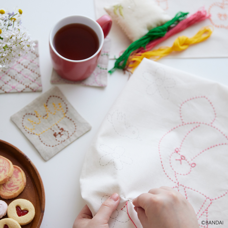 くまのがっこうジャッキーの刺し子こもの 3種のコースター