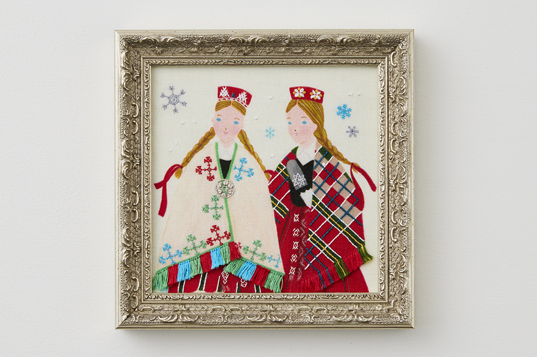 柏木リエさん×bitteさん 民族衣装の刺繍フレーム「ラトビア」