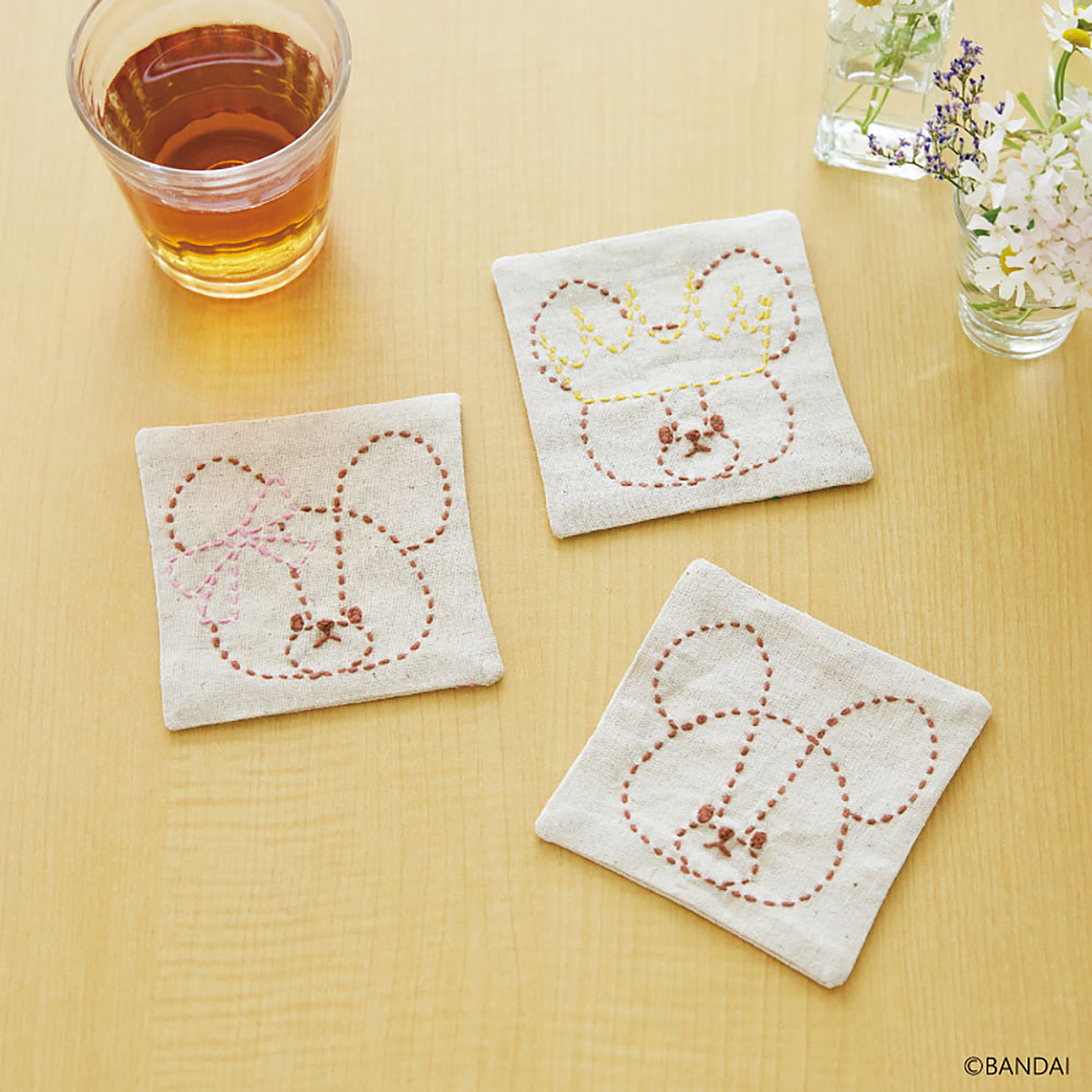 くまのがっこうジャッキーの刺し子こもの 3種のコースター