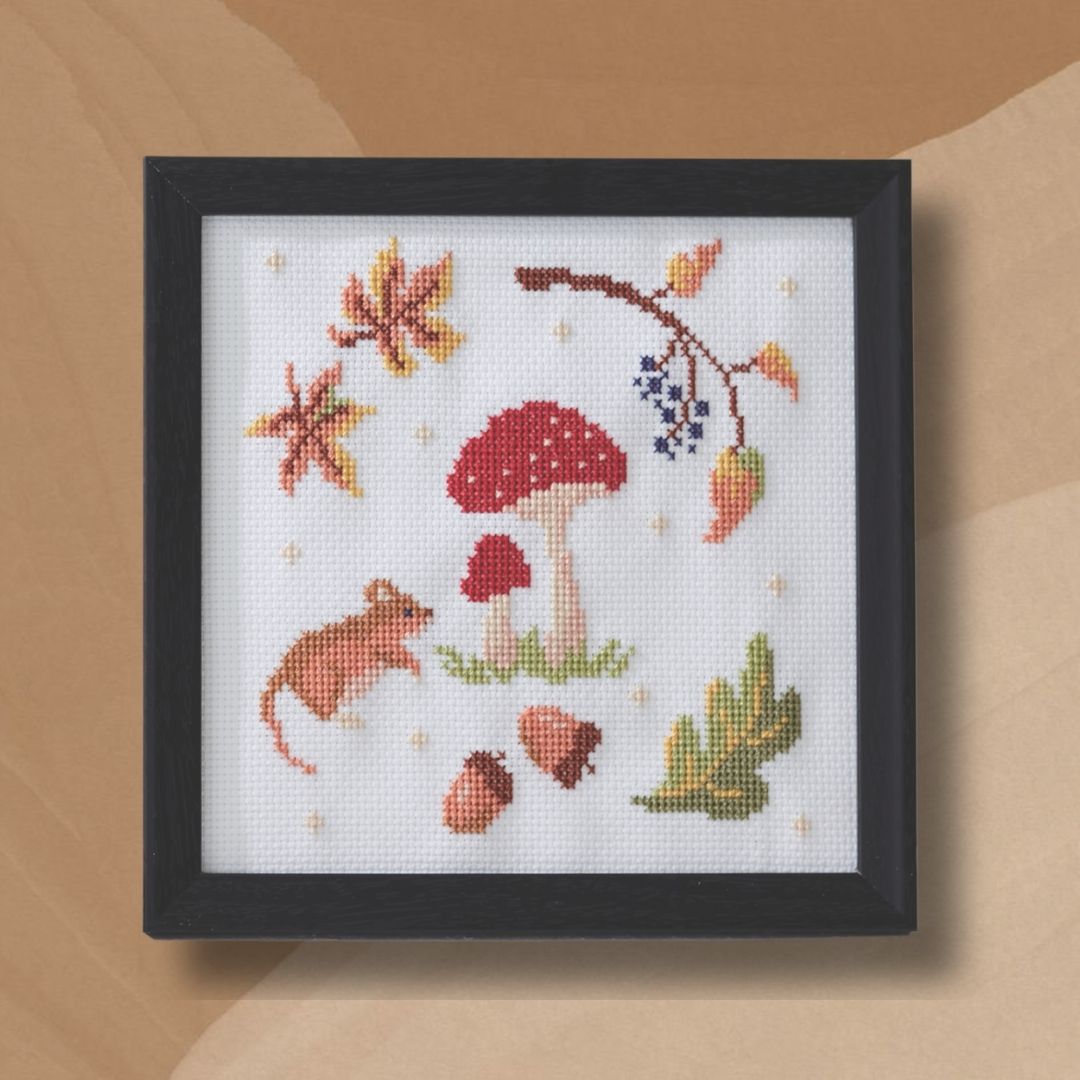 彩葉 季節を彩るクロスステッチ リスとキノコ