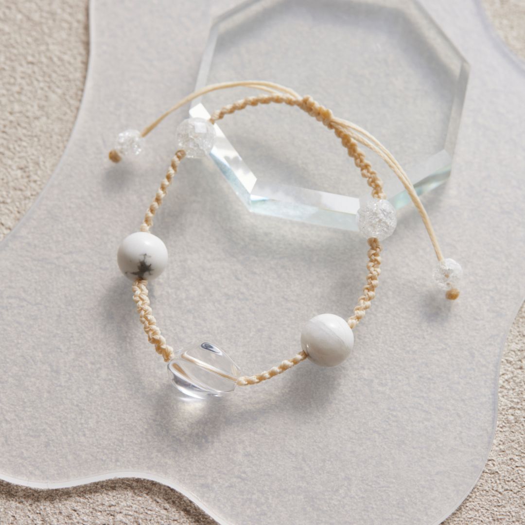 マクラメで編む天然石アクセサリー(水晶)