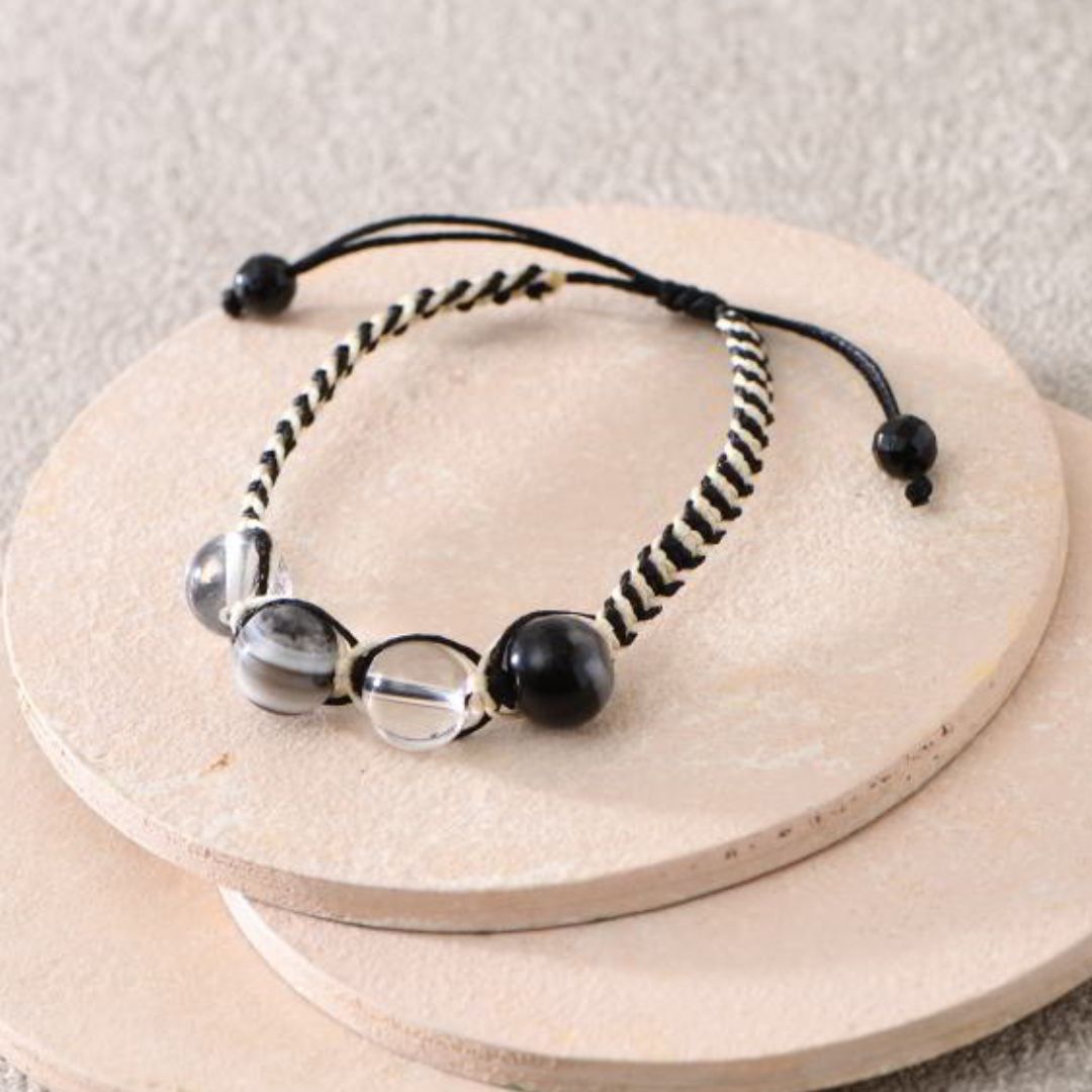 マクラメで編む天然石アクセサリー(オニキス)