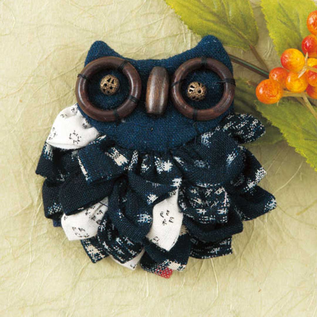 ふくろうのブローチ