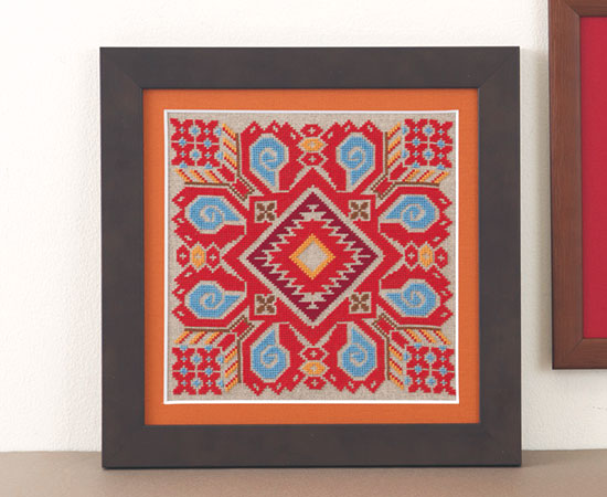 ブルガリアの伝統模様刺しゅうキット「マセドニア地方」