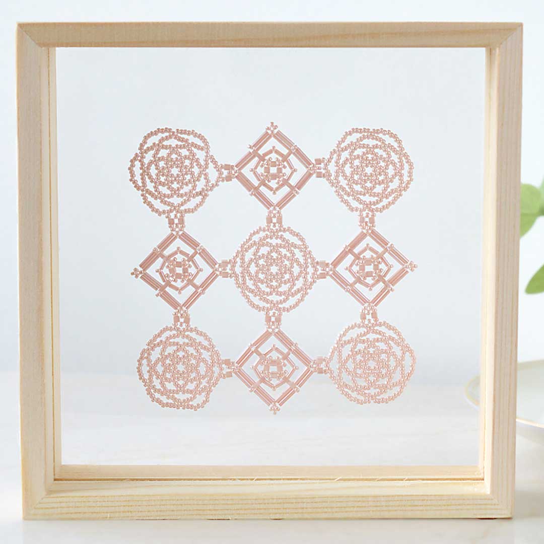 ビーズレーシングドイリーキット［エマのドイリー］