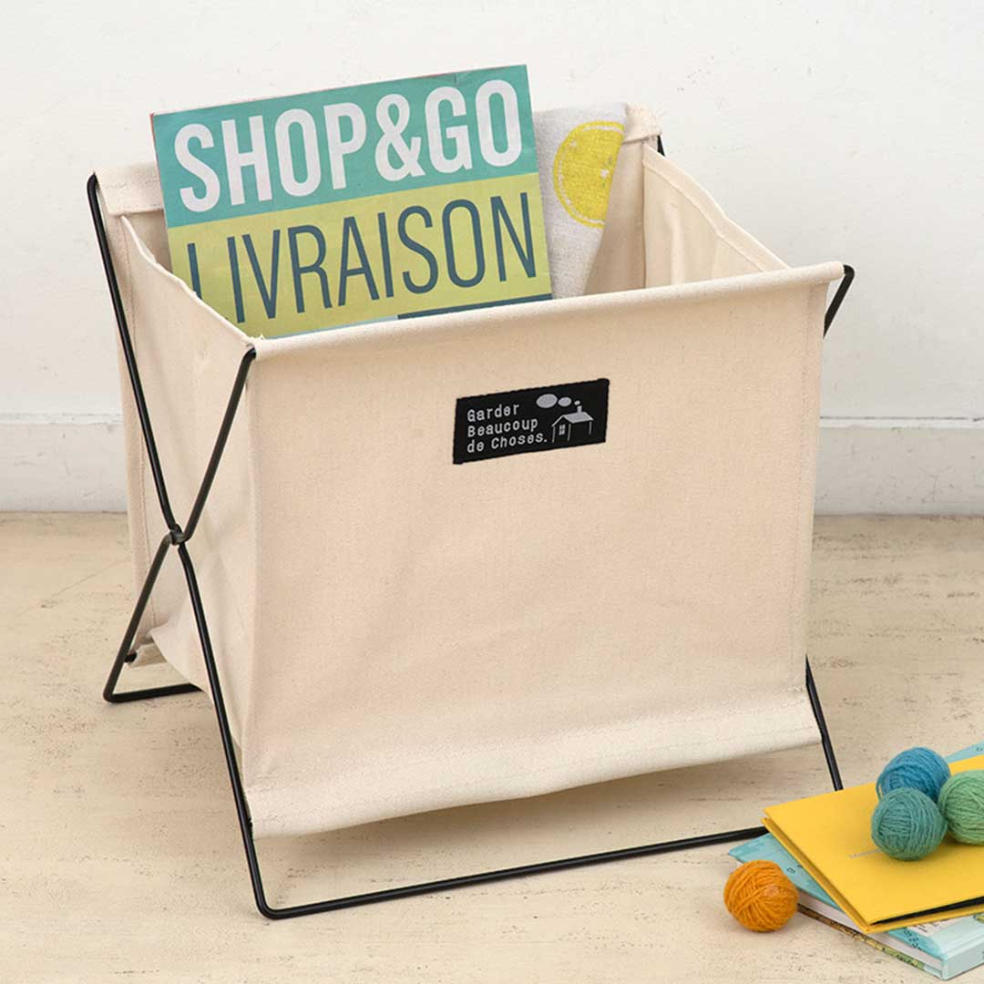 センプリチェ・マガジンラック［ホワイト］