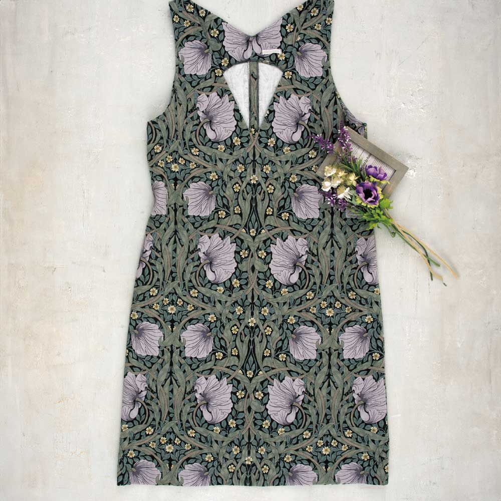 ホビーラホビーレ　Vネックジャンパースカート