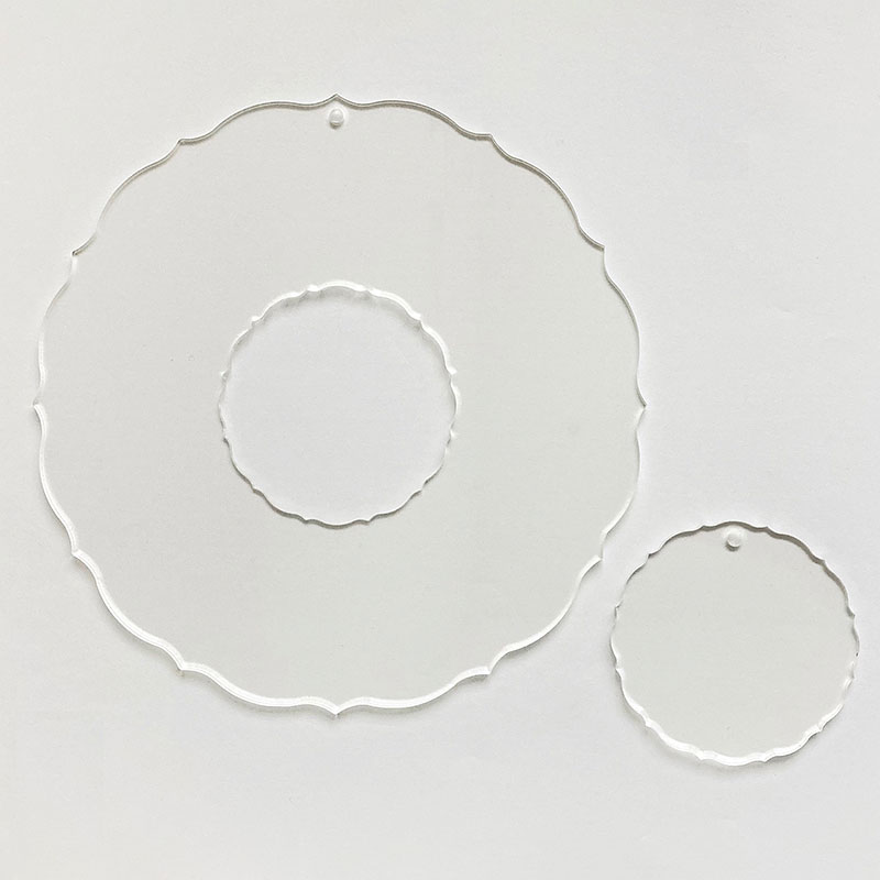 アクリルスカラップリース＆チャーム