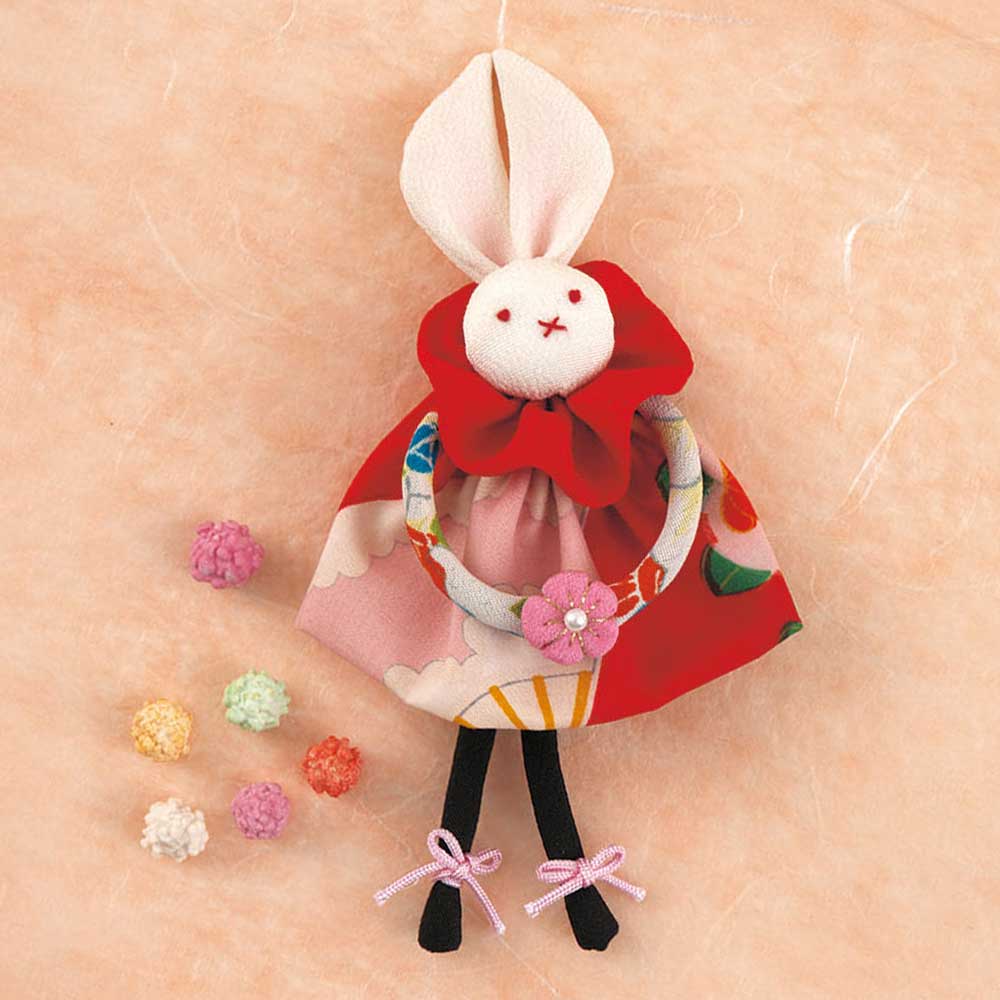 おすましうさぎのブローチ