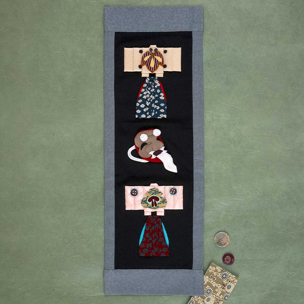 能装束のタペストリー