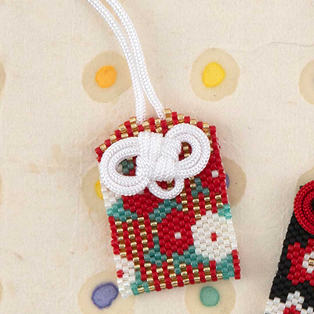 京・西陣柄　花お守り［菊］