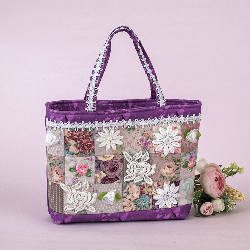 花柄のミニバッグ