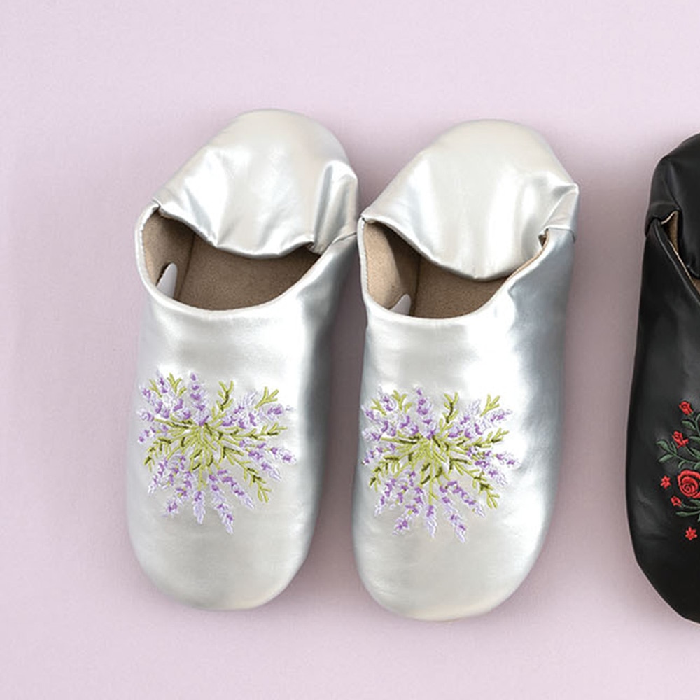 エンブロイダリーバブーシュ［ラベンダー］