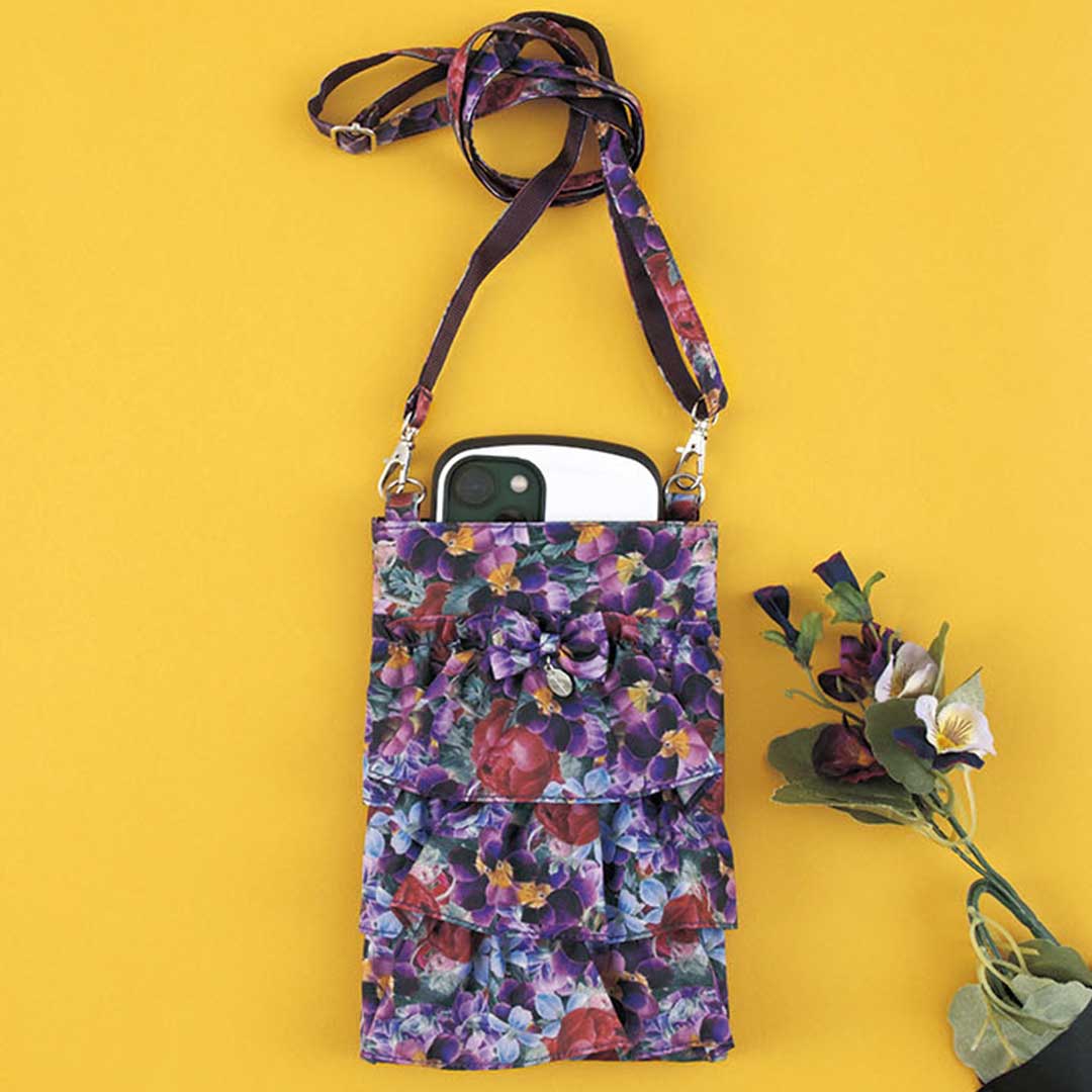 フリルスマホポシェット