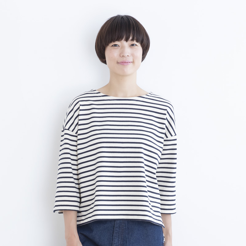 山田ルリ子のロックミシンソーイング