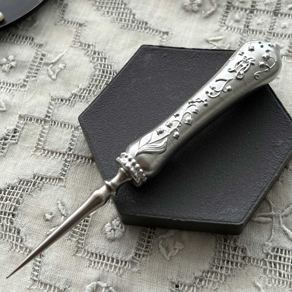 ポルトボヌール すずらんのなめらか目打