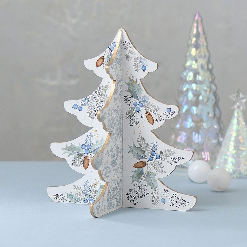 〈素材セット〉川島詠子の「水彩画風のにじみを楽しむ ヒイラギとドングリのクリスマスツリー」を描く