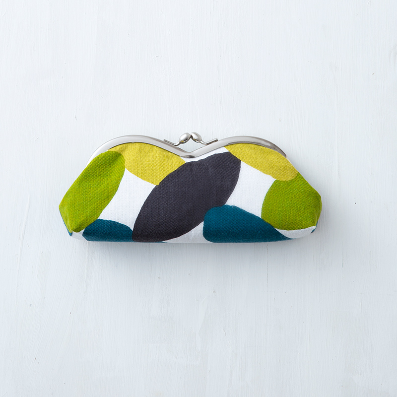 越膳夕香さんのがまぐちキット 二つ山口金の眼鏡ケース