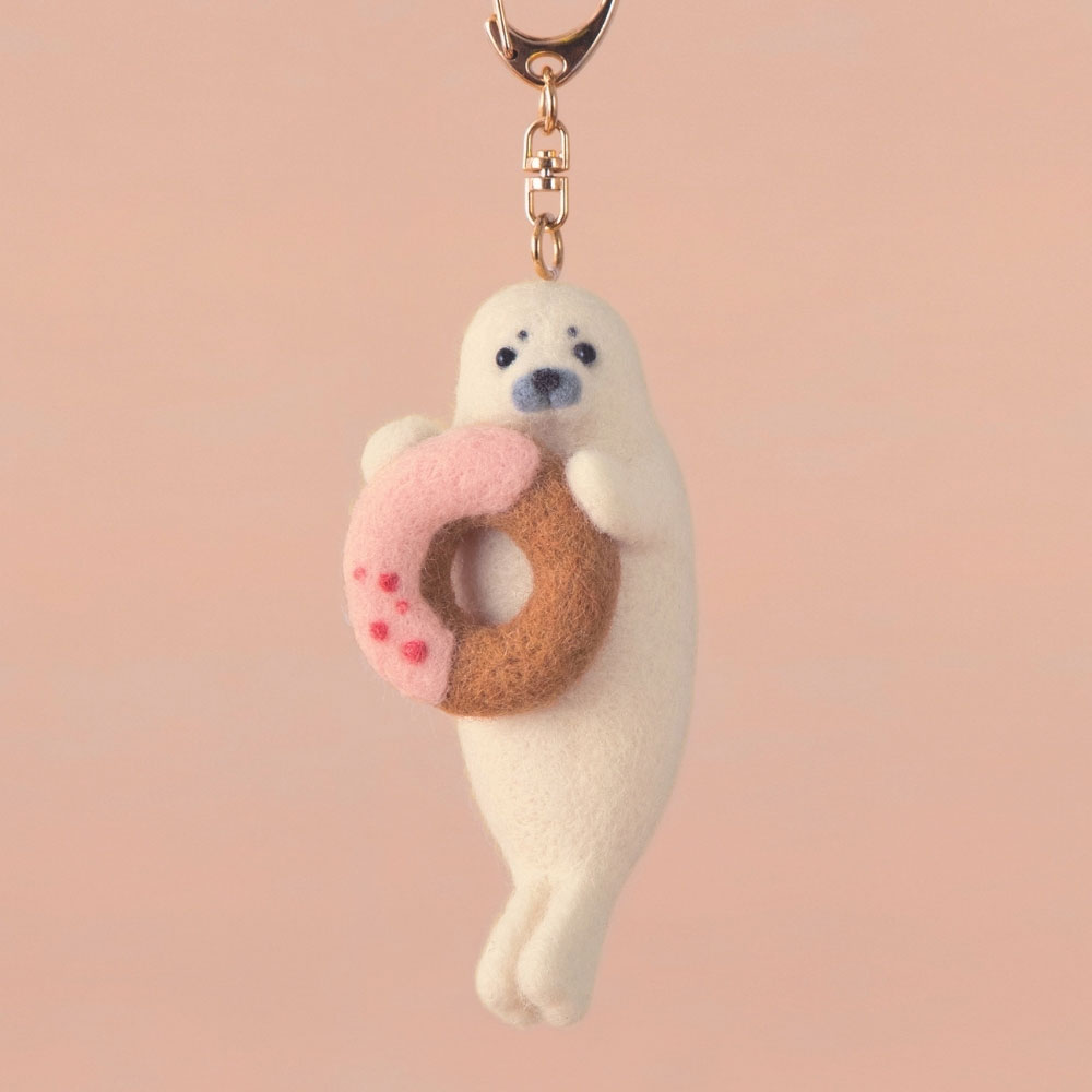 trois M 羊毛フェルトでつくるどうぶつとおやつのマスコット