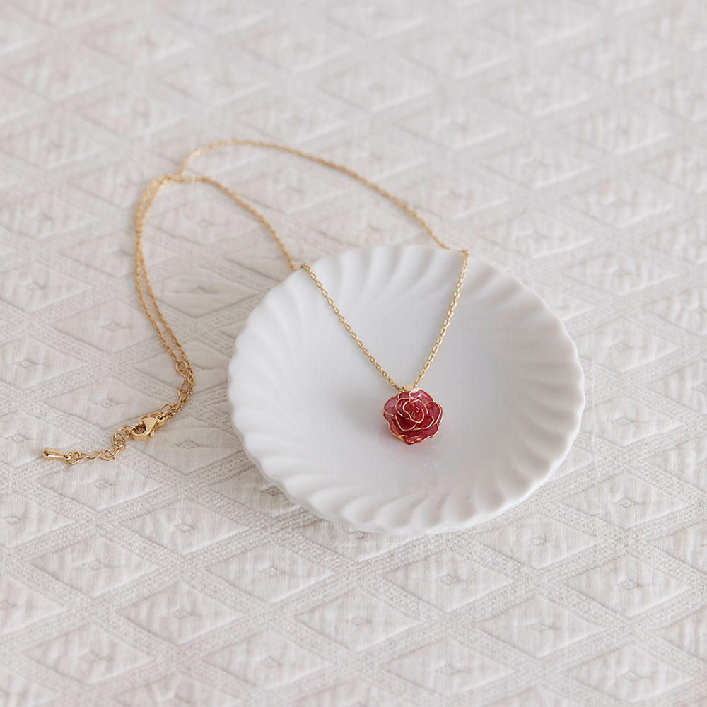 はじめてのディップアートアクセサリー〈薔薇のネックレス〉