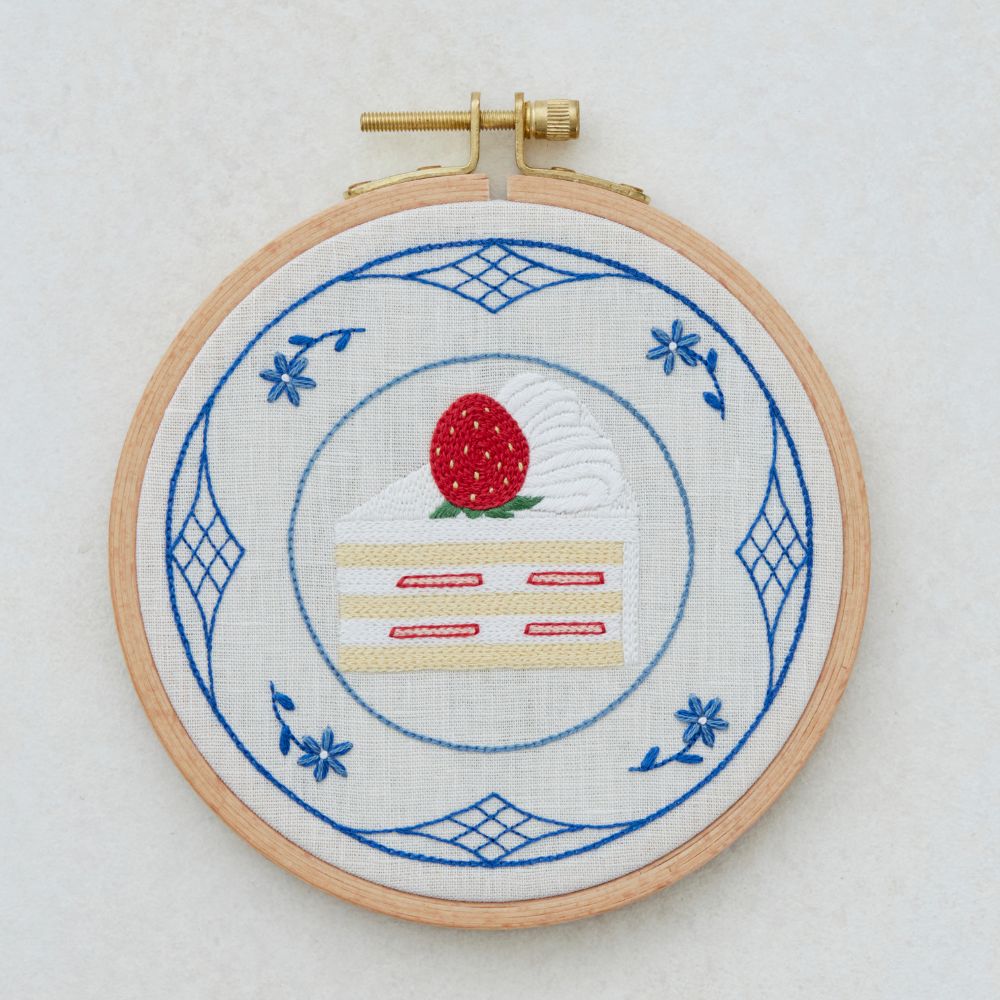 bitteさんのスイーツ刺しゅう［ショートケーキ］