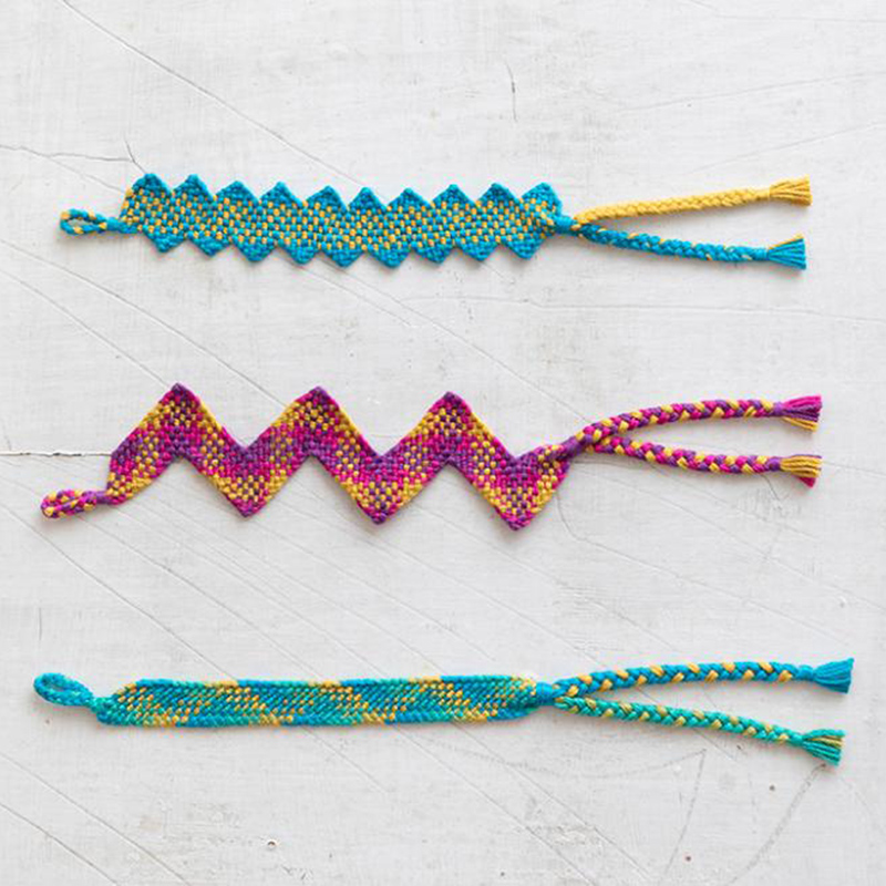 KUMIHIMO〈組ひも〉ミサンガ