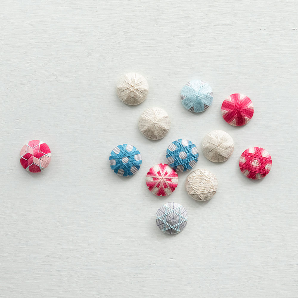 ちくちくちどりさんの ディスクモールドのボタン