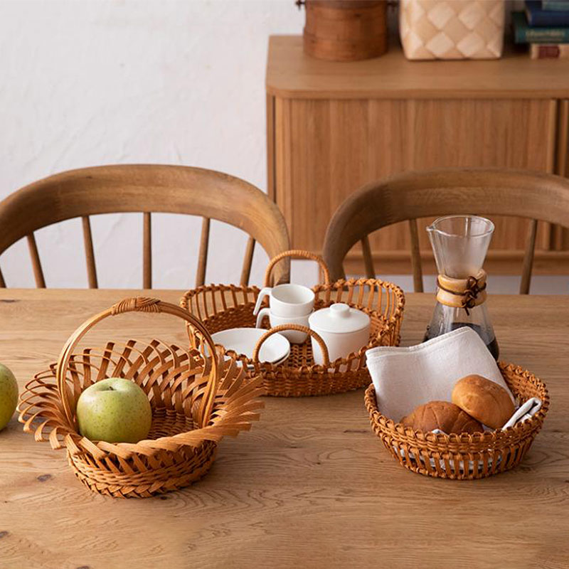 古木明美さんの 紙バンドで作る リトアニア風のかご