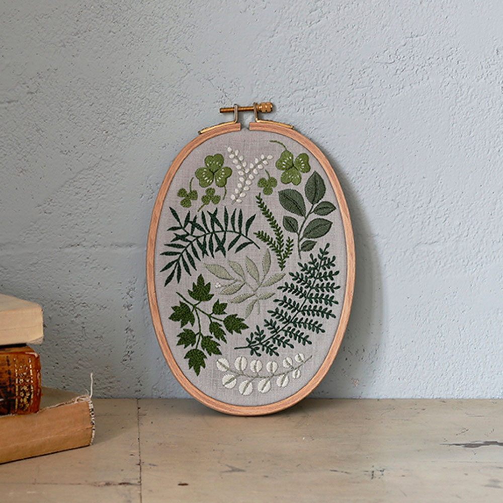 樋口愉美子さんの刺繍キット ［SPRING －Green garden－］