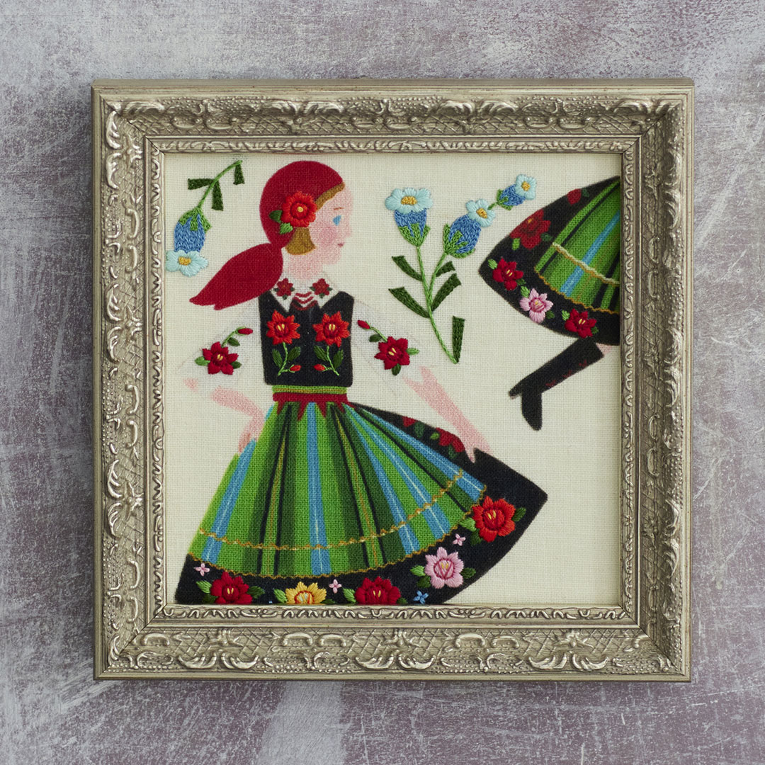 柏木リエさん×bitteさん 民族衣装の刺繍フレーム「ブルガリア