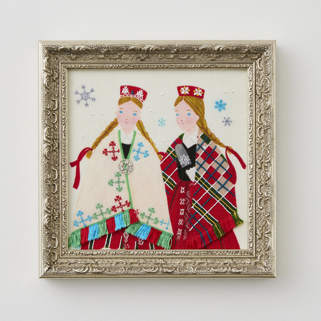 柏木リエさん×bitteさん 民族衣装の刺繍フレーム「ラトビア」