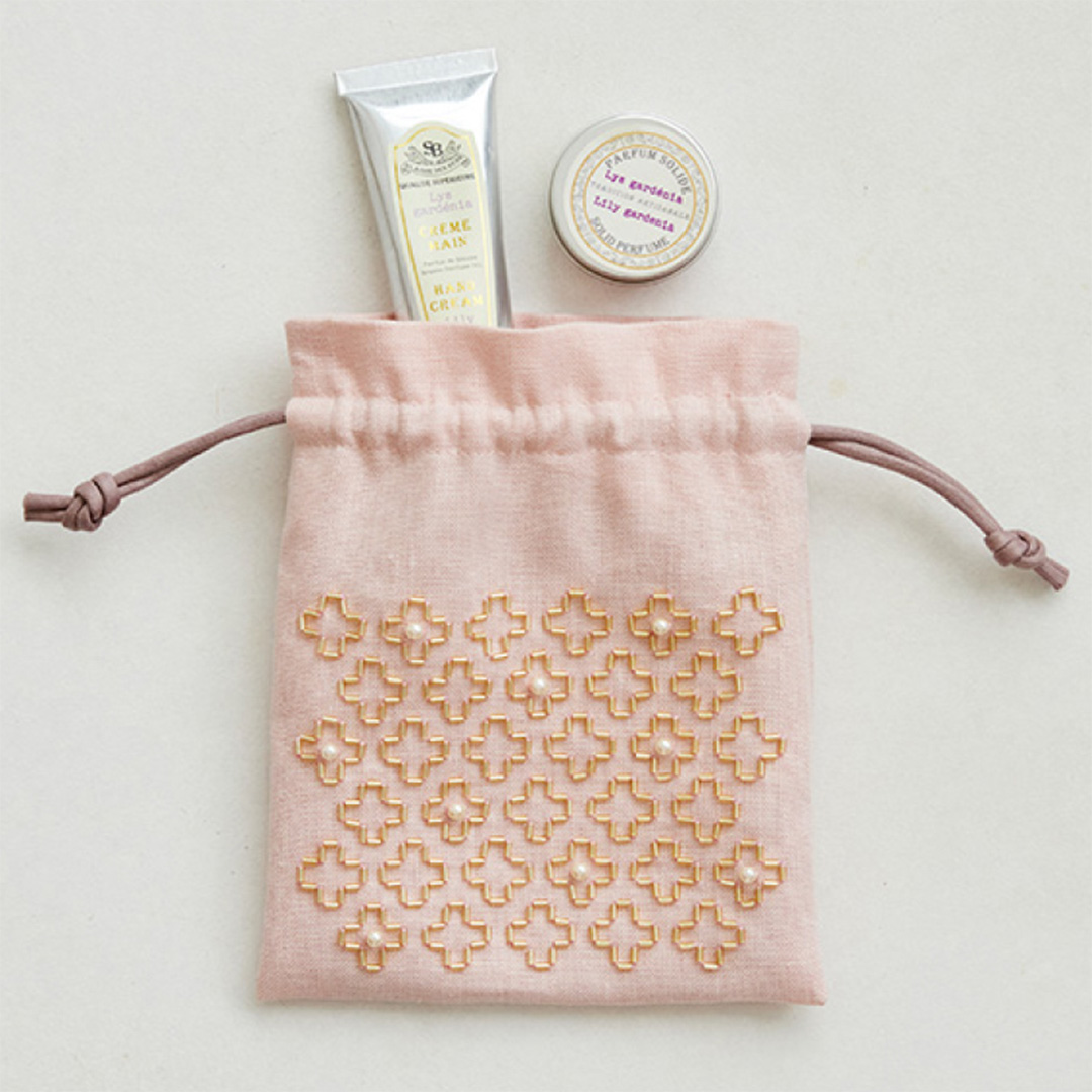 米永真由美さんのビーズ刺し子 巾着「十の木」