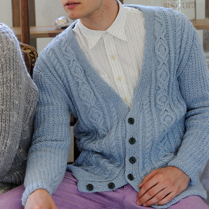 〈レシピ〉水色のメンズカーディガン