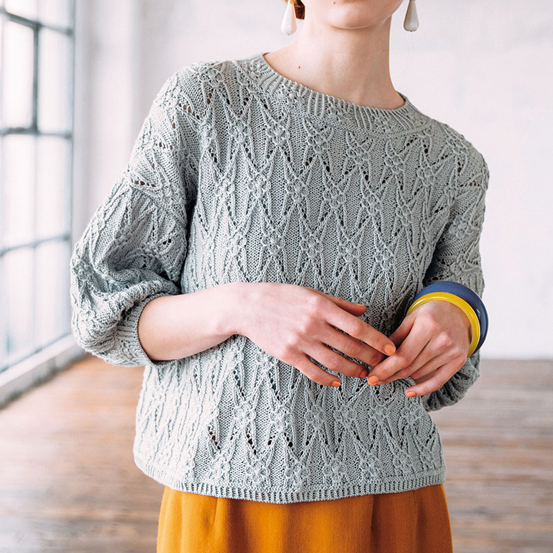 〈レシピ〉スモッキングの花模様プルオーバー