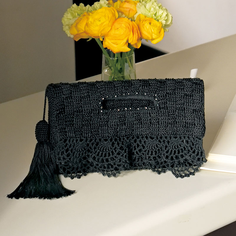 〈レシピ〉黒のクラッチバッグ