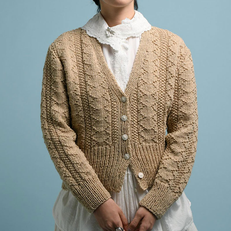 〈レシピ〉ガーンジー風ショート丈カーディガン