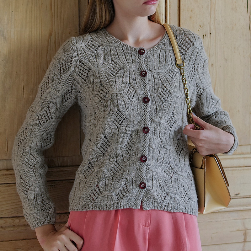 〈レシピ〉ノット模様のカーディガン